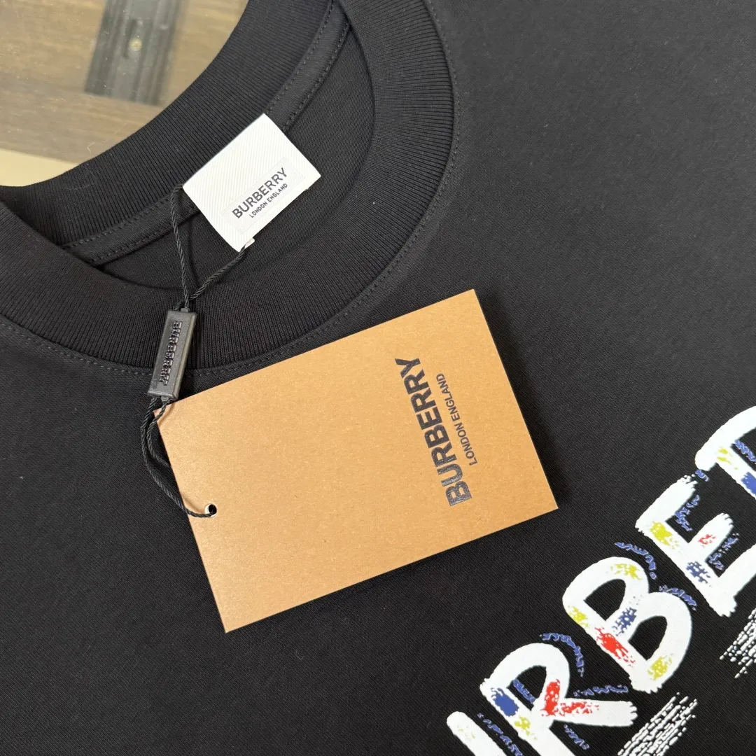 A✨BUR*BERRY 2026 🍃 Classic 👍🏻 😆 ， ， ， logo ， ， 🔥 ， ， ， ， ✂️ 👏 ：Black White Size：M-3XL